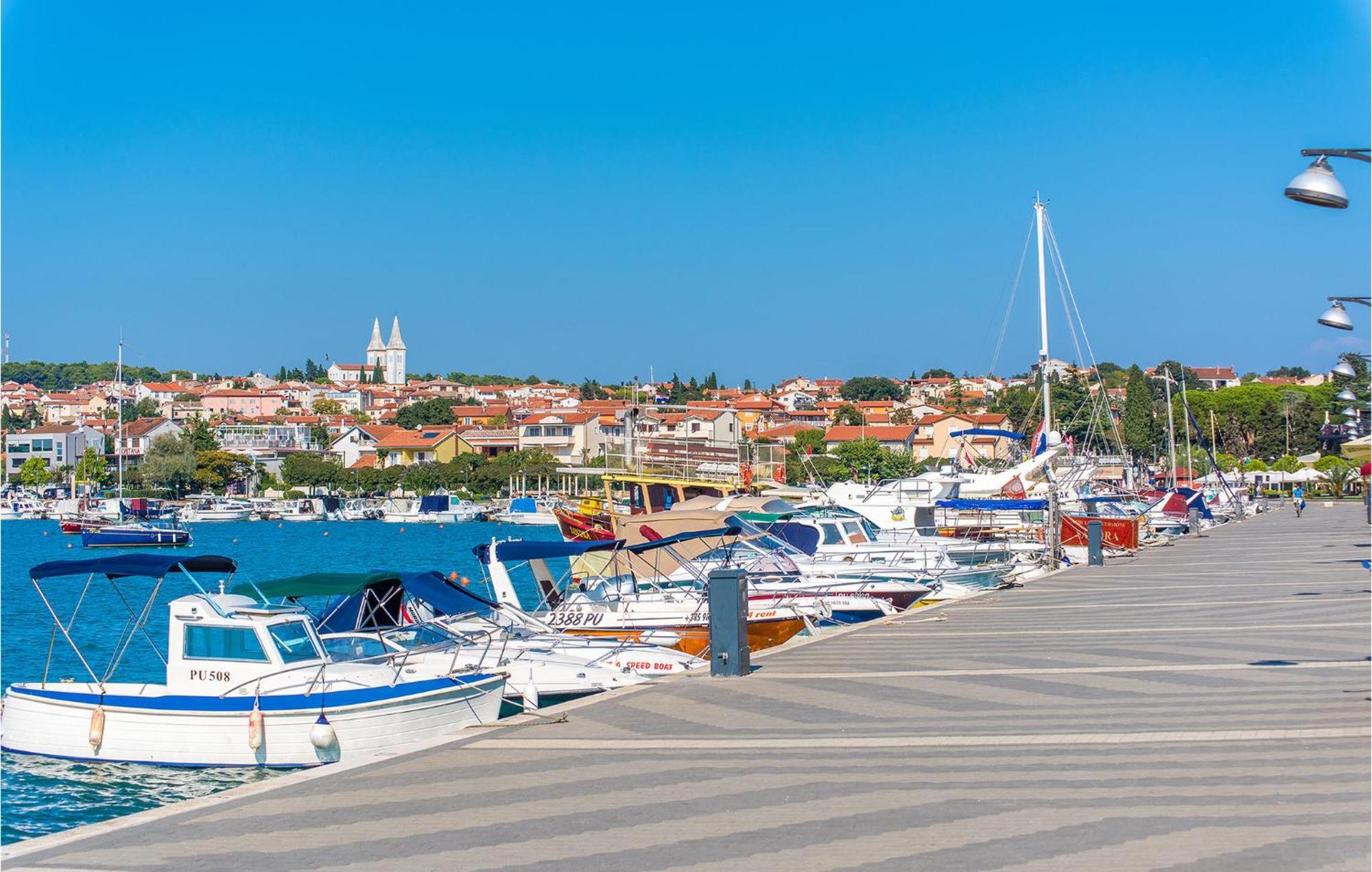Beautiful Apartment In Pula With Kitchen Apartment Pula